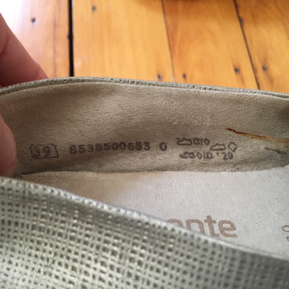 Gold Remonte Slip Ons - Picture 4 of 4
